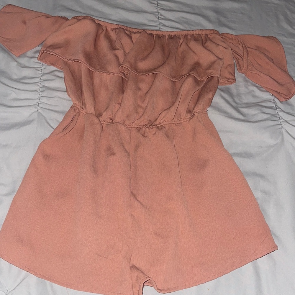 Cute pink/nude romper